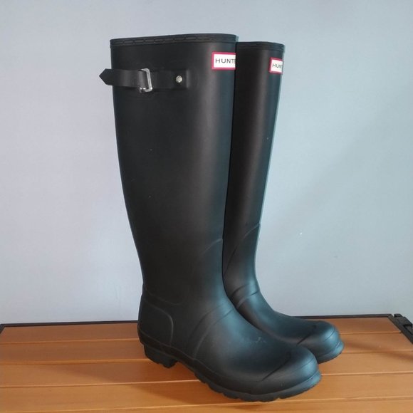 Hunter Shoes - Women’s Tall Hunter Rain Boots size 8 adjustable width LIKE NEW